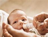 新生儿肺炎是由什么原因引起的？