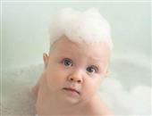 怎样除去婴儿头皮上的乳痂？