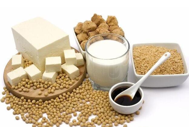 牛奶豆浆富含蛋白质助安眠