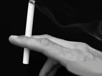 戒烟让你更漂亮抽烟有害皮肤的6个真相