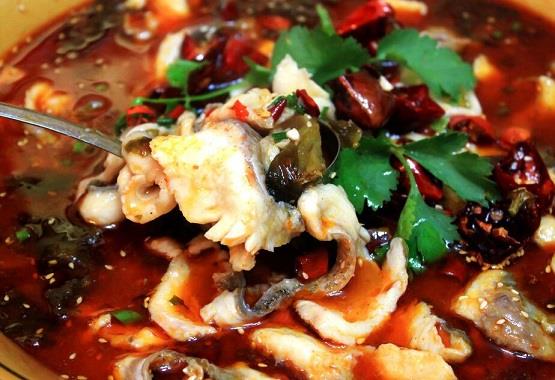 常吃酸菜鱼火锅易患胃癌胃不适须提高警惕