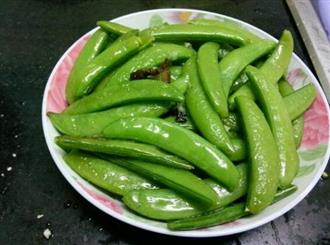 甜豆能和蘑菇一起吃吗_甜豆和蘑菇可以一起吃吗/同吃