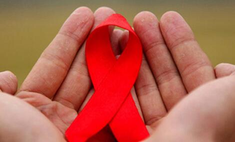 专家称艾滋病终身服药可控病情最怕积极治疗