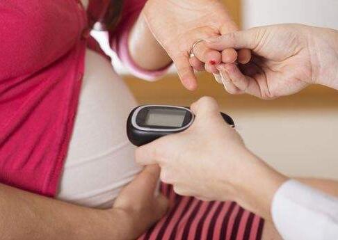 孕妇妊娠糖尿病要勤测指血吗