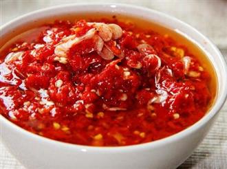 辣椒酱能和茄子一起吃吗_辣椒酱和茄子可以一起吃吗/同吃