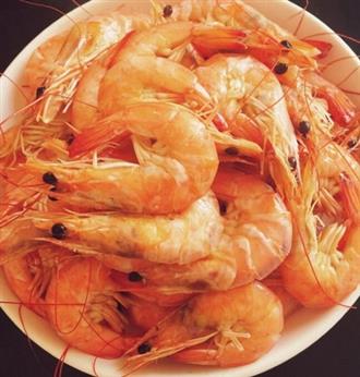 基围虾能和丝瓜一起吃吗_基围虾和丝瓜可以一起吃吗/同吃