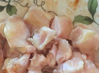 鸡脆骨能和豇豆一起吃吗_鸡脆骨和豇豆可以一起吃吗/同吃