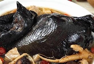 乌鸡能和虾一起吃吗/同吃_乌鸡和虾相克吗