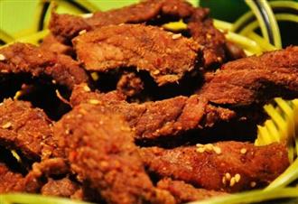 咖哩牛肉干能和枸杞一起吃吗_咖哩牛肉干和枸杞可以一起吃吗/同吃 咖哩牛肉干能和枸杞一起吃吗_咖哩牛肉干和枸杞可以一起吃吗/同吃