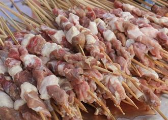 生羊肉串能和豆腐一起吃吗_生羊肉串和豆腐可以一起吃吗/同吃