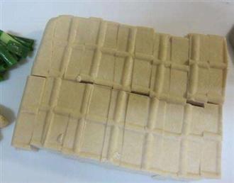 豆腐能和鲤鱼一起吃吗_豆腐和鲤鱼可以一起吃吗/同吃