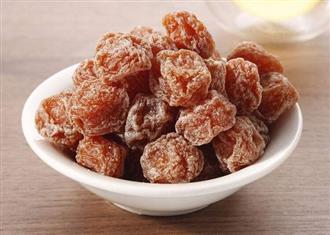 话梅能和绿茶一起吃吗_话梅和绿茶可以一起吃吗/同吃