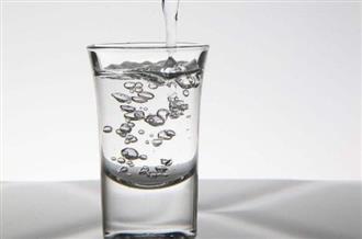 白酒能和背部牛肉一起吃吗/同吃_白酒和背部牛肉相克吗 白酒能和背部牛肉一起吃吗/同吃_白酒和背部牛肉相克吗