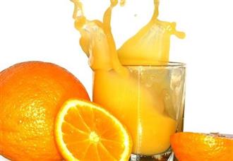 果汁能和牛初乳一起吃吗/同吃_果汁和牛初乳相克吗