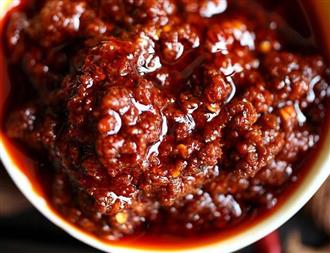 香辣酱能和羊肉一起吃吗_香辣酱和羊肉可以一起吃吗/同吃