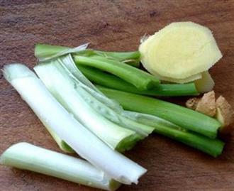 葱能和熏干一起吃吗/同吃_葱和熏干相克吗