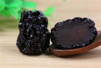 黑贡枣能和柿子一起吃吗/同吃_黑贡枣和柿子相克吗