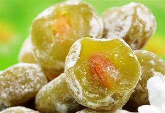 青梅果脯能和酸菜一起吃吗/同吃_青梅果脯和酸菜相克吗