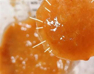 西梅泥能和鸡蛋黄一起吃吗/同吃_西梅泥和鸡蛋黄相克吗 西梅泥能和鸡蛋黄一起吃吗/同吃_西梅泥和鸡蛋黄相克吗