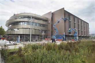 无限极与剑桥大学共建科研中心 领先科技调养大众健康