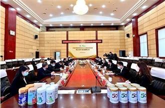 四季南山打造功能乳品新标杆丨四季营养研究中心正式授牌成立！