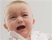 宝宝哭闹有原因 根据需求巧对症