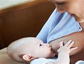 母乳喂養促進乳房的恢復