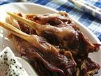 腊鸭头能和李子一起吃吗/同吃_腊鸭头和李子相克吗