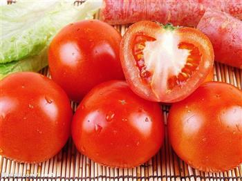 常食番茄降压控血糖减肥养颜