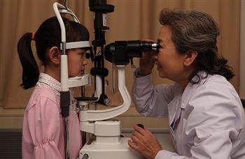 预防儿童患近视眼必吃三大食谱