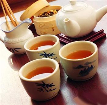 冬季养生喝红茶增进食欲提高抗寒力