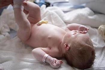 婴儿的脐带血可防止他们患脑瘫