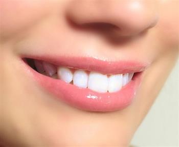 什么是牙釉质发育不全怎样防治