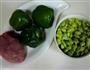 青椒毛豆炒肉丝的做法图解1