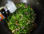 青椒毛豆炒肉丝的做法图解11