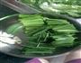 叉烧炒韭菜花的做法图解1