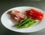 蒜黄炒肉的做法图解3