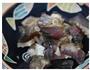咸鱼煨黄豆的做法图解1