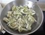 酱油肉干锅花菜的做法图解4