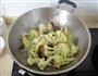 酱油肉干锅花菜的做法图解8