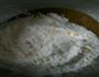 预热中秋-豆沙蛋黄月饼的做法图解3
