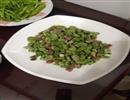 葱炒嫩蚕豆