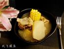 棒骨鸡脚萝卜玉米胡椒汤