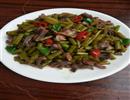 酸豆角炒鸭胗